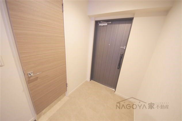 L&amp;#39;ENVOL MEIEKI 玄関