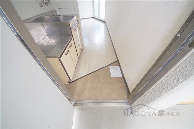 アーバンポイント千種 玄関