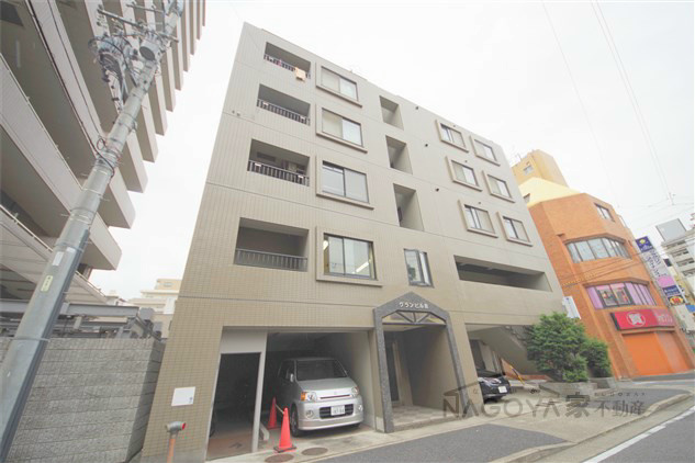 グランビル泉 外観写真