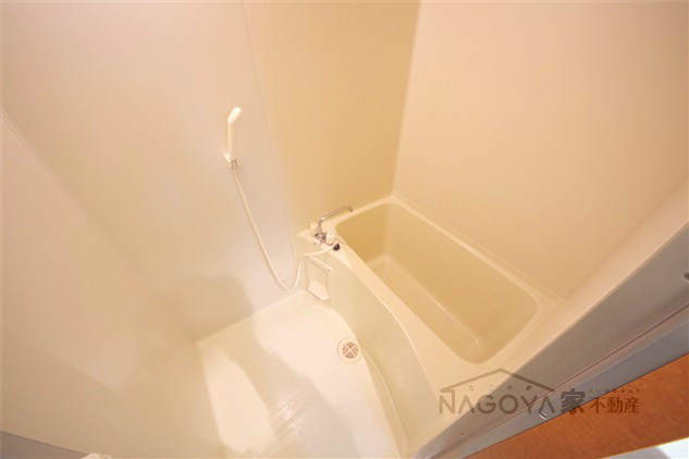 ウイステリア 風呂画像