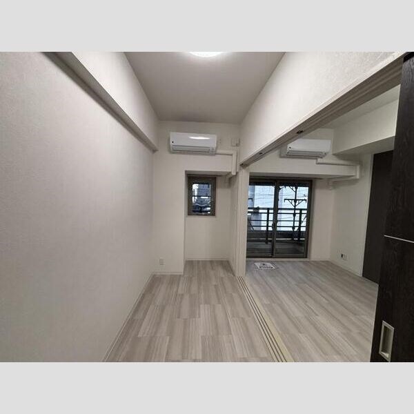 ファンファーレKOGANE リビング