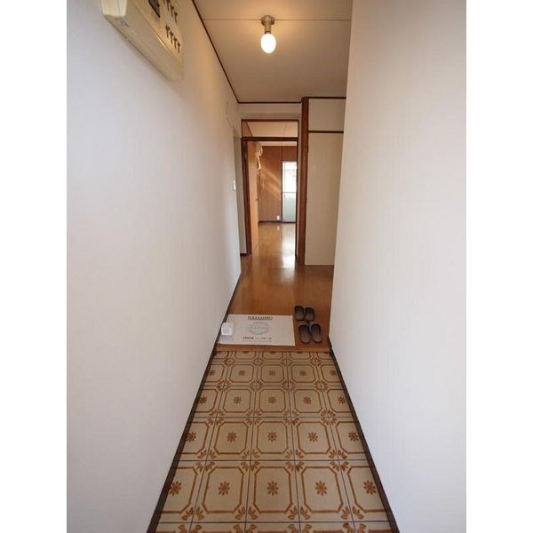 中部東山荘　北棟 玄関