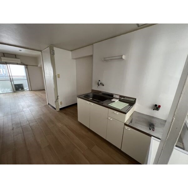 万長ビル キッチン