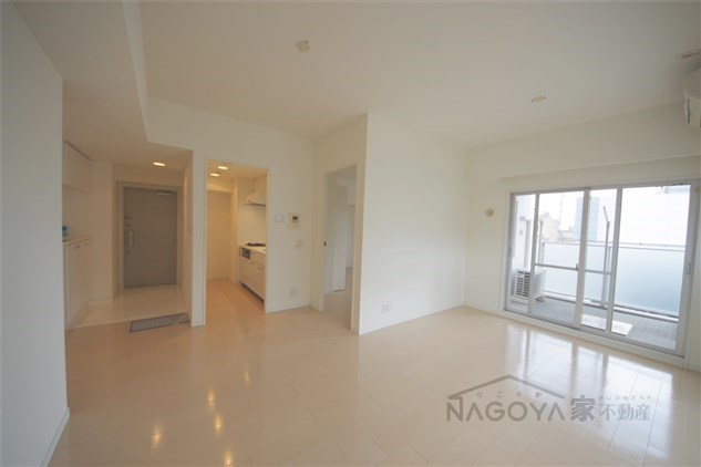 カスタリア伏見 リビング