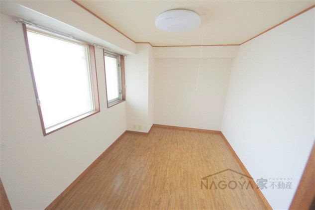 ジュネコキアージュ桜山 ベッドルーム