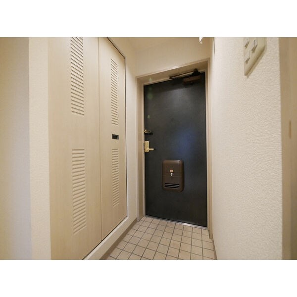 佐藤マンション 玄関