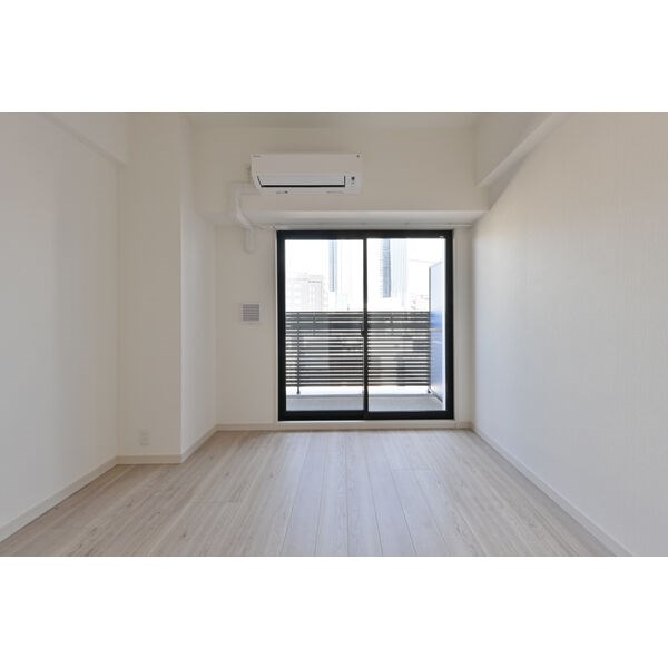 S-RESIDENCE名駅北alesia リビング