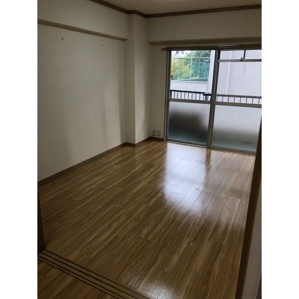 栄ファイブマンション ベッドルーム