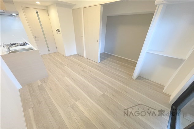 ストーリア名古屋城西 リビング