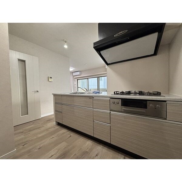 ViViENDA栄 キッチン