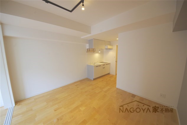 TQレジデンス名古屋錦 リビング