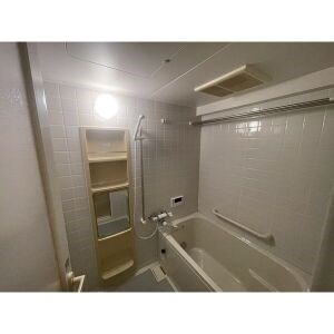 名駅アイリス弐番館 風呂画像