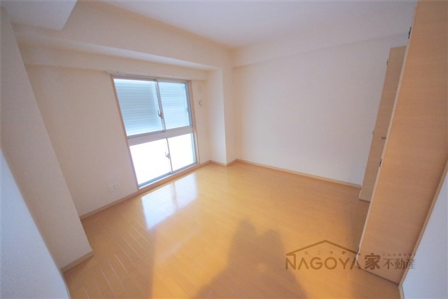 戸部マンション ベッドルーム