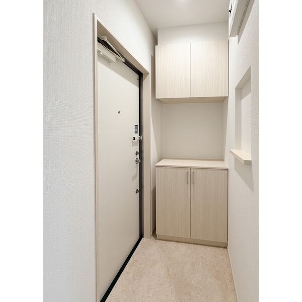 the GARDEN 金山 玄関