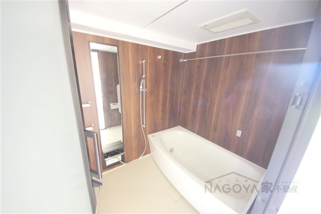 RESIDENCE　KIKUZAKA 風呂画像