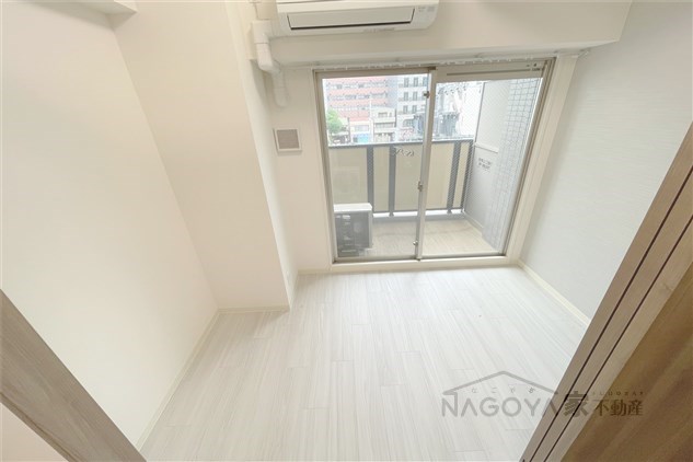 プレサンスジェネ新栄町駅前葵 ベッドルーム