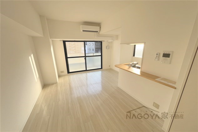 Ｐ－ＳＱＵＡＲＥ　ＳＨＵＭＯＫＵ リビング