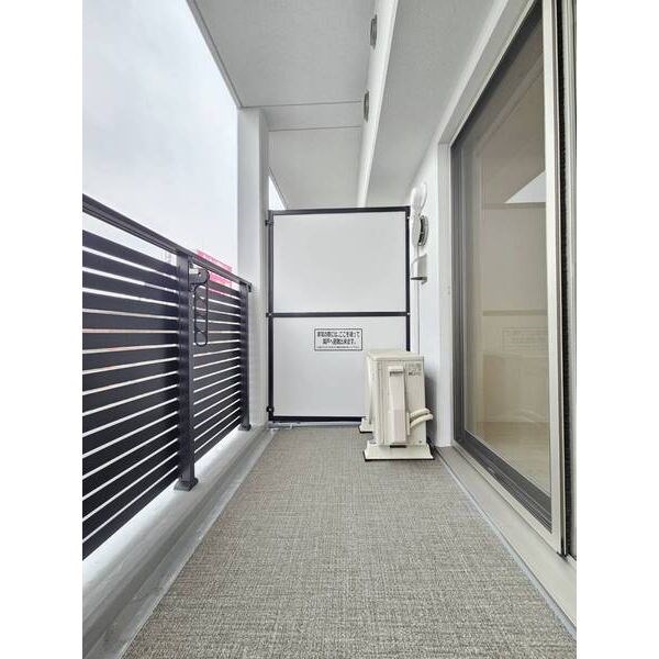 ディアレイシャス名古屋大須通 ベランダ