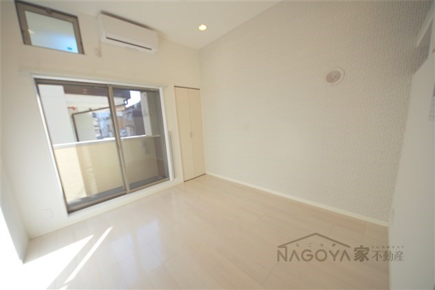 カサ・シャングリラ リビング