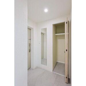 レジデンス京町通 玄関