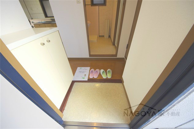 リヴェール吹上 玄関