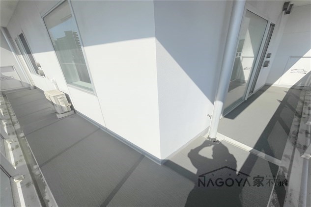 CORNES HOUSE NAGOYA ベランダ