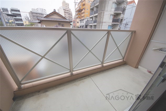 ヴァンクール新栄 ベランダ