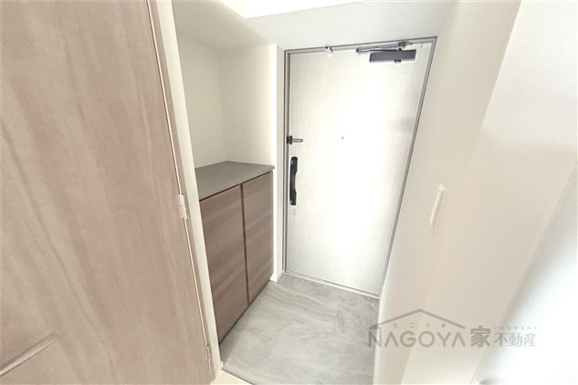 S-RESIDENCE名古屋菊井aline 玄関