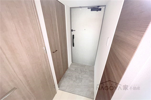 S-RESIDENCE名古屋菊井aline 玄関