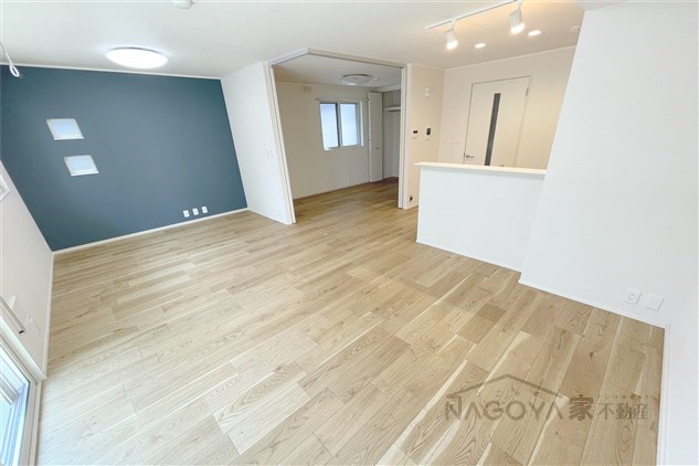 HEIM MAISON 庄内通駅東B棟 リビング