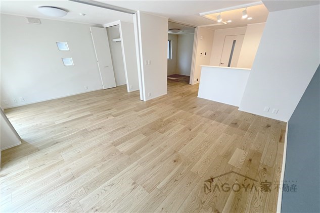 HEIM MAISON庄内通駅東D棟 リビング