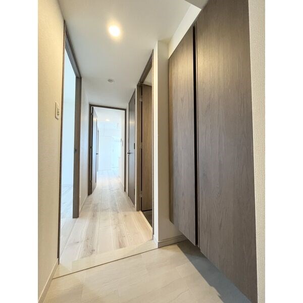 S-RESIDENCE高岳clarity 玄関