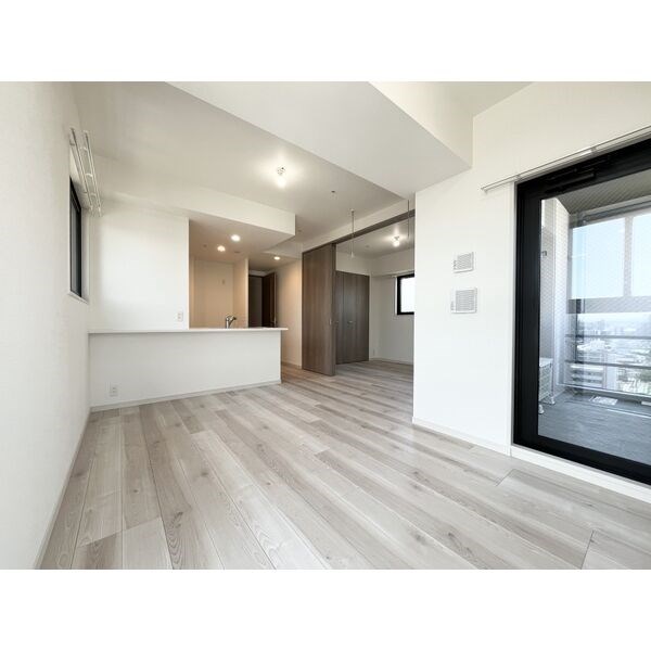 S-RESIDENCE高岳clarity リビング