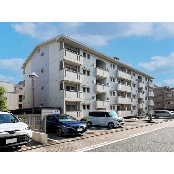 長戸住宅 駐車場