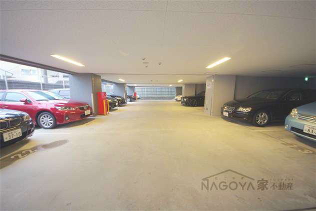 パークアクシス名駅南 駐車場