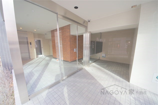 Naviglio Palazzo エントランス