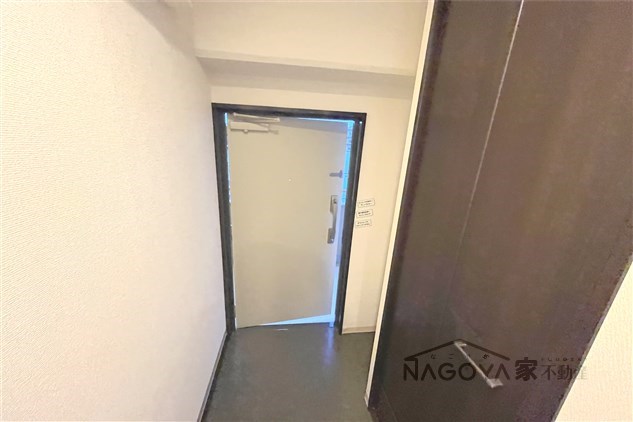 ソレイユ大曽根 玄関