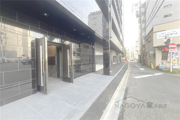 プレサンス太閤通駅前デュプル エントランス