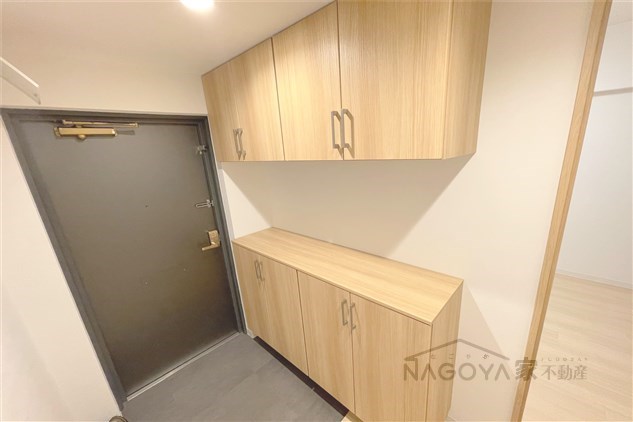 KDXレジデンス東別院 玄関