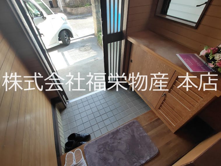 鵜野貸家 玄関