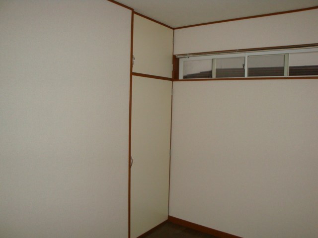 寿ハイツ ベッドルーム
