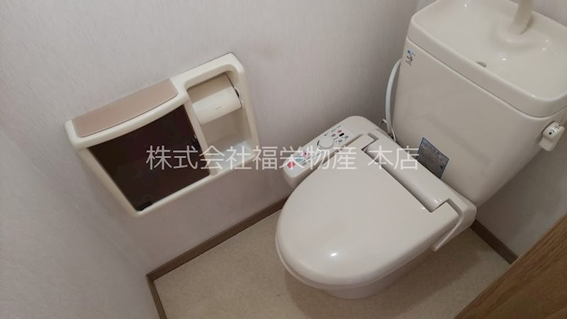 神明貸家 トイレ