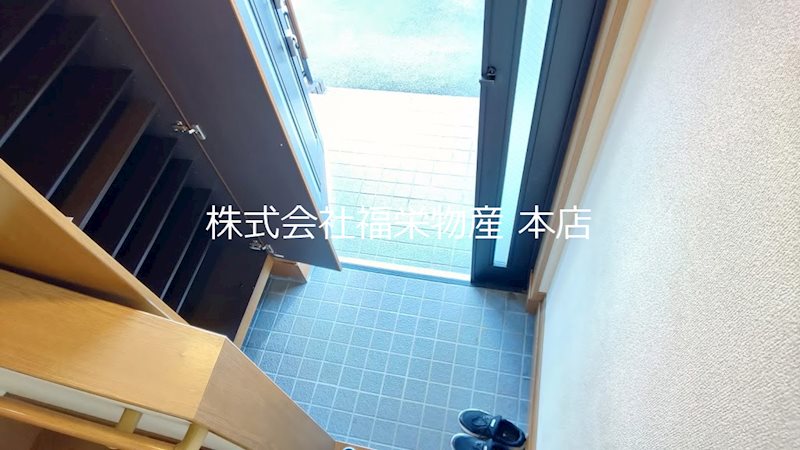 神明貸家 玄関