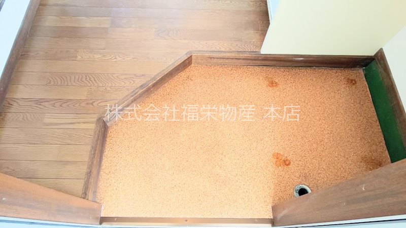 メゾンドヴェール 玄関