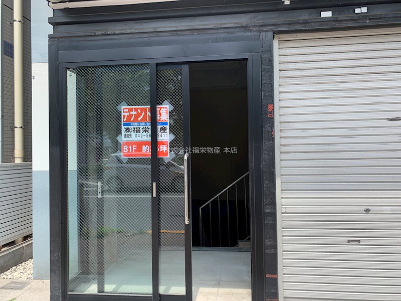MEビル  玄関