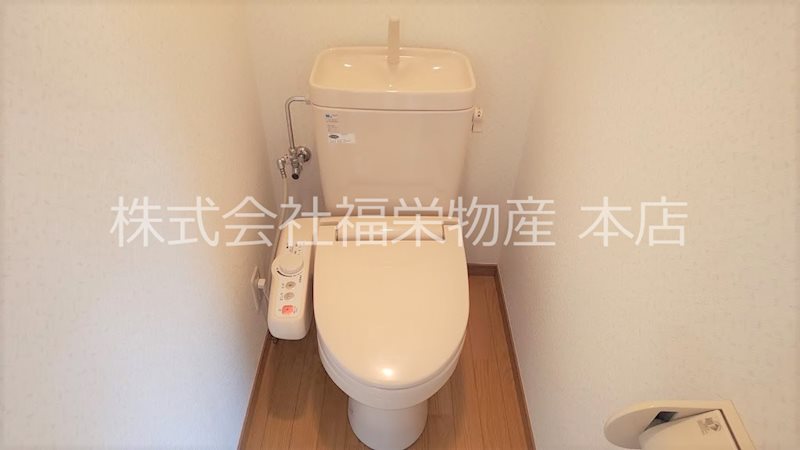 コーポアザレア    トイレ