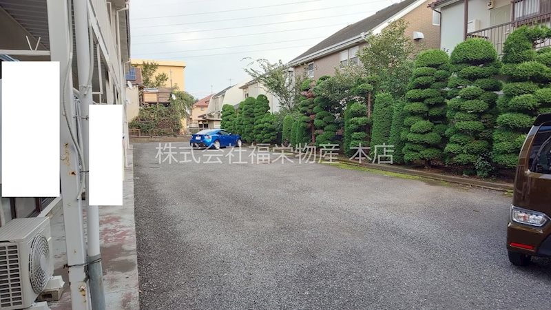 すずらんハイツ  駐車場