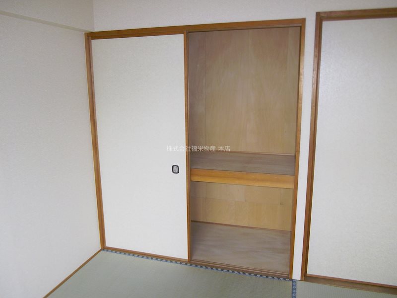 糟谷ビル南街   収納