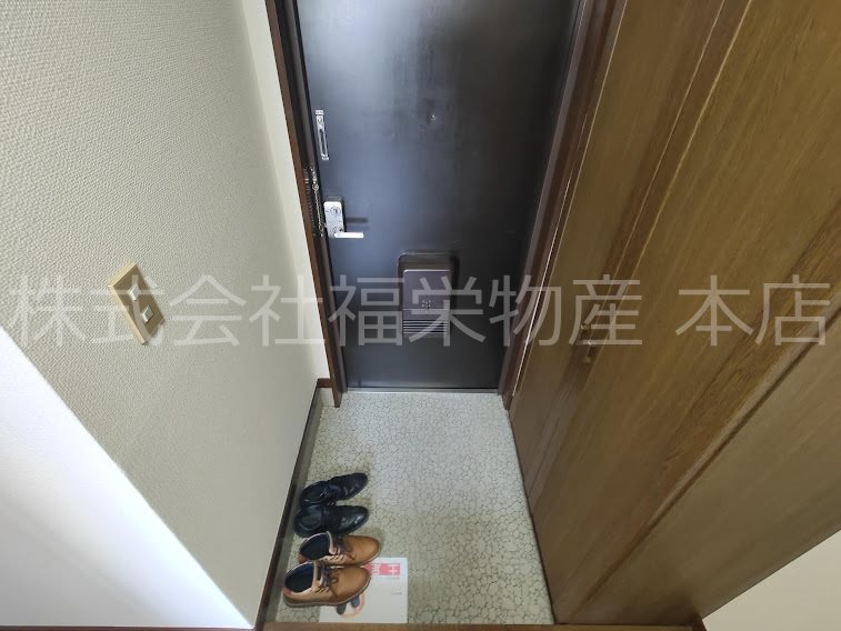 尾崎ビル  玄関