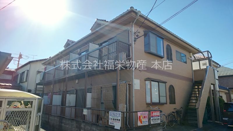 ロイヤルコーポ     外観
